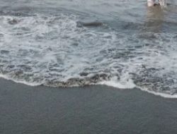 Sekeluarga Terbawa Arus, 3 Meninggal, 3 Lainnya Masih Dalam Perawatan
