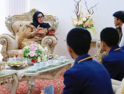 SMAN.5 Barru Audiensi Dengan Andi Ina Kartika Sari