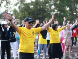 Wakil Bupati Barru dan Istri Ikut Senam Sehat