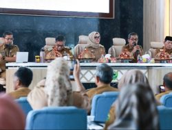 Bupati Barru Endus Ketimpangan Insentif Pekerja Agama