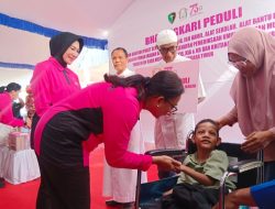 Gelar Bakti Kesehatan dan Religi di NTT Ketua Umum Bhayangkari Salurkan 5.000 Paket Bansos