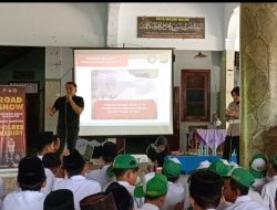 Pengasuh Ponpes Darul Fatihin  Puji Road Show Edukasi  Narkoba Polres Kediri