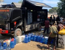 Polri Kerahkan 13 Randurlap dan 8 Water Treatment, Perkuat Pelayanan Pascabencana di Aceh, Sumut, dan Sumbar
