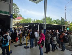 Pemberangkatan KM Cattleya Express Tujuan Bontang,  Polsek KPN Lakukan Kegiatan Pengamanan