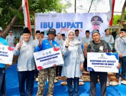 Bupati Ipuk Berikan Solusi :  Curhat Nelayan Keselamatan Melaut  hingga Wisata Bahari